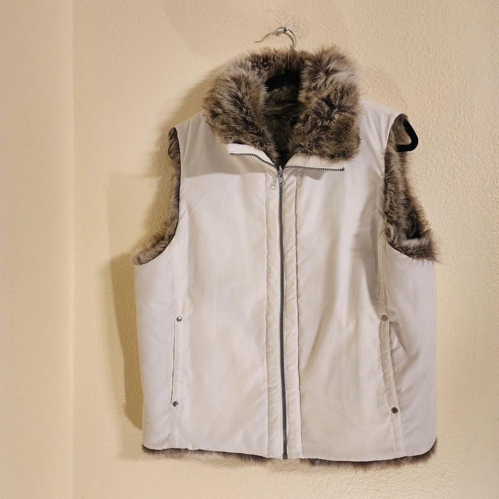 Weatherproof Garment Company Faux Fur Reversible Vest